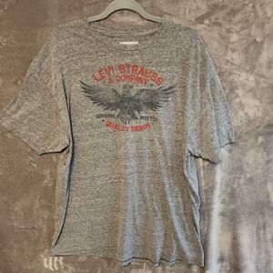 Levi's Gray Graphic T-Shirt for Men. Size 2XL